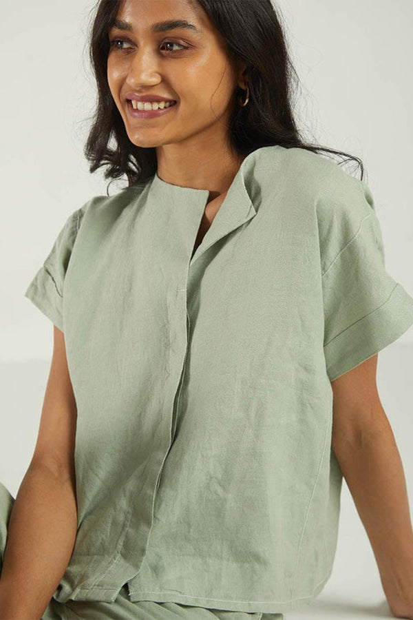 The Daydreams Shirt in Light Olive