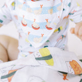 the wee bean tempura bib close up