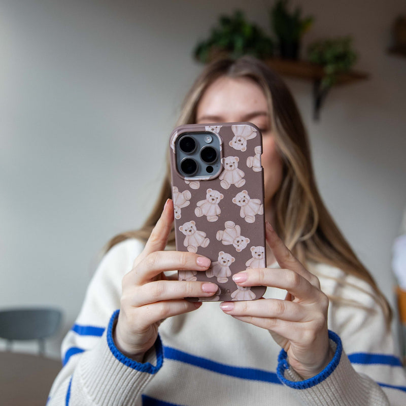 Chocolate Brown Teddy Love Samsung Galaxy S23+(Plus) Case