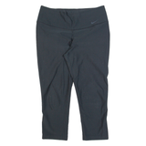 NIKE 3/4 Length Womens Sports Shorts Black Slim S W26