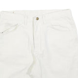 WRANGLER Mens White Casual Cotton Blend Shorts M W33 Classic Comfort Design