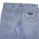 WRANGLER Mens Denim Blue Casual Shorts 2XL W36 Classic Fit Cotton Blend
