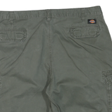 DICKIES Mens Shorts Green Cargo XL W40 Workwear Cotton Blend Utility