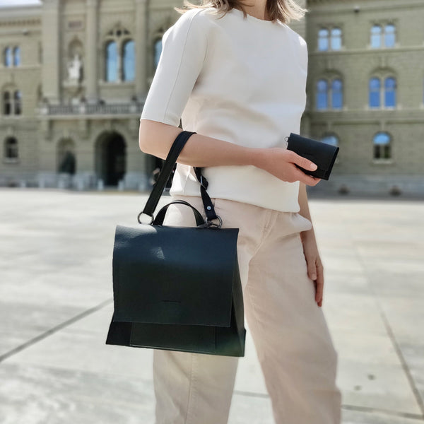 Bärn Shoulder - Premium Shoulder Bag from L&E Studio