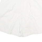 ST JOHNS BAY Womens White Casual Cotton Shorts M W30 Comfortable Lightweight