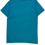 Chicken, Alaska Fruit Of The Loom Graphic T-Shirt - Medium Blue Cotton Blend