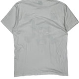 Skull And Crossbones Design Stussy T-Shirt - Medium White Cotton