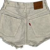 Levis Denim Shorts - 25W UK 6 Cream Cotton
