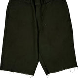Dickies Shorts - 32W 11L Black Cotton Blend