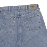 WRANGLER Mens Denim Blue Cotton Casual Shorts XL W32 Relaxed Fit Classic Style