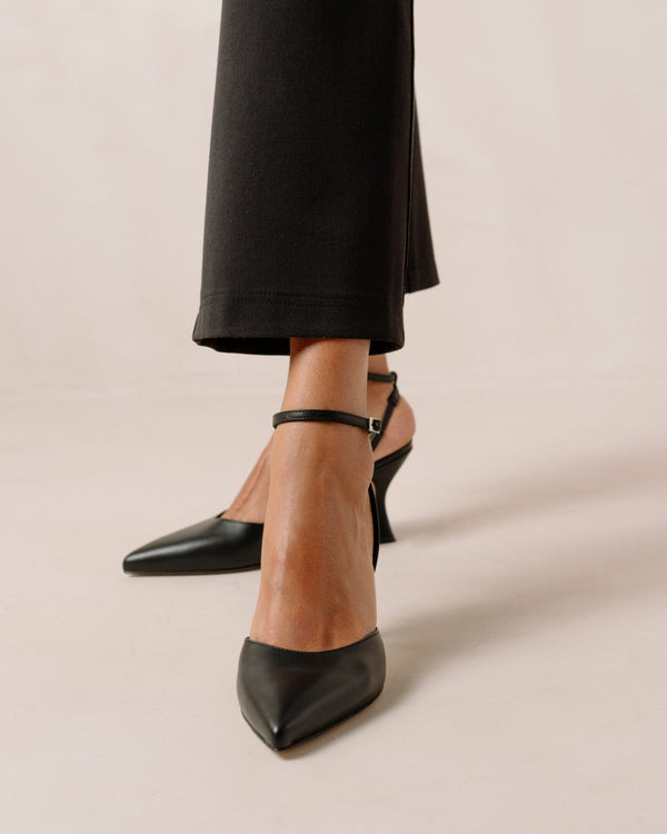 Cinderella Black Pumps ALOHAS