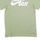 NIKE Mens Green Just Do It Graphic T-Shirt M Short Sleeve Crew Neck Cotton Blend