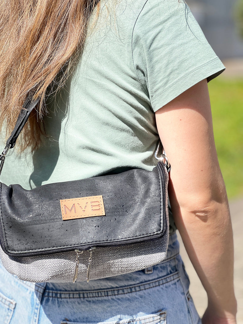 Double-Sided Crossbody Flop Bag soft ash