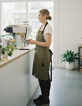 Anypron Green Canvas Gardening Apron – Waterproof, Oilproof Workwear for Gardening, BBQ & Kitchen