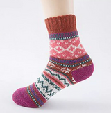 Anyfootwear 5 Pairs Size 5-9 Women Thick Warm Wool Cotton Socks Burgundy National Wind Flower Design Casual Winter Cozy Crew Socks Fashion Foot Accessories