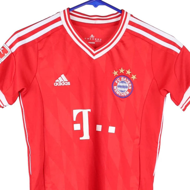 Vintage red Age 8-9 FC Bayern Munchen Adidas Football Shirt - boys medium