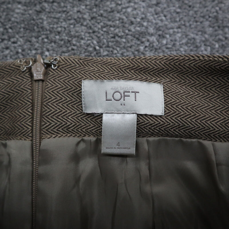 LOFT Womens Straight & Pencil Chevron Skirt Stretch Back Zip Slit Khaki Size 4