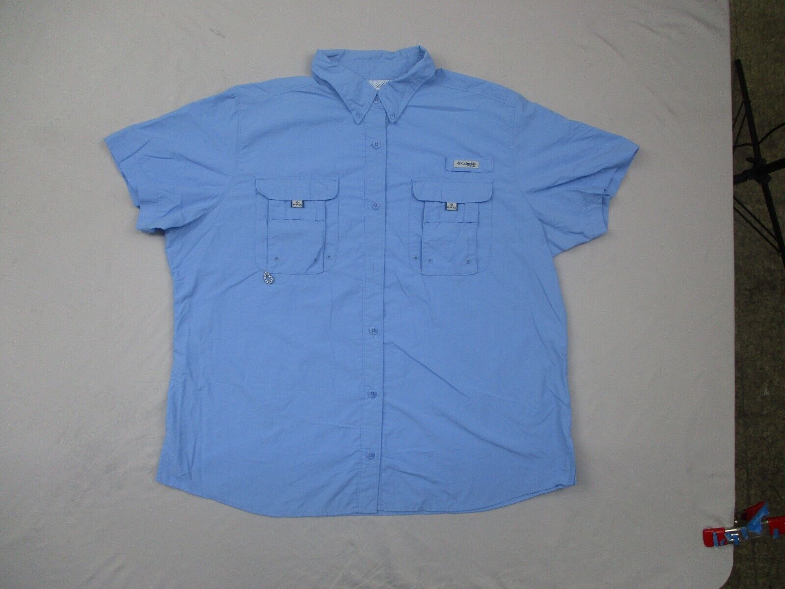 Columbia Mens Button Down Shirt Short Sleeves Chest 2 Pocket Blue