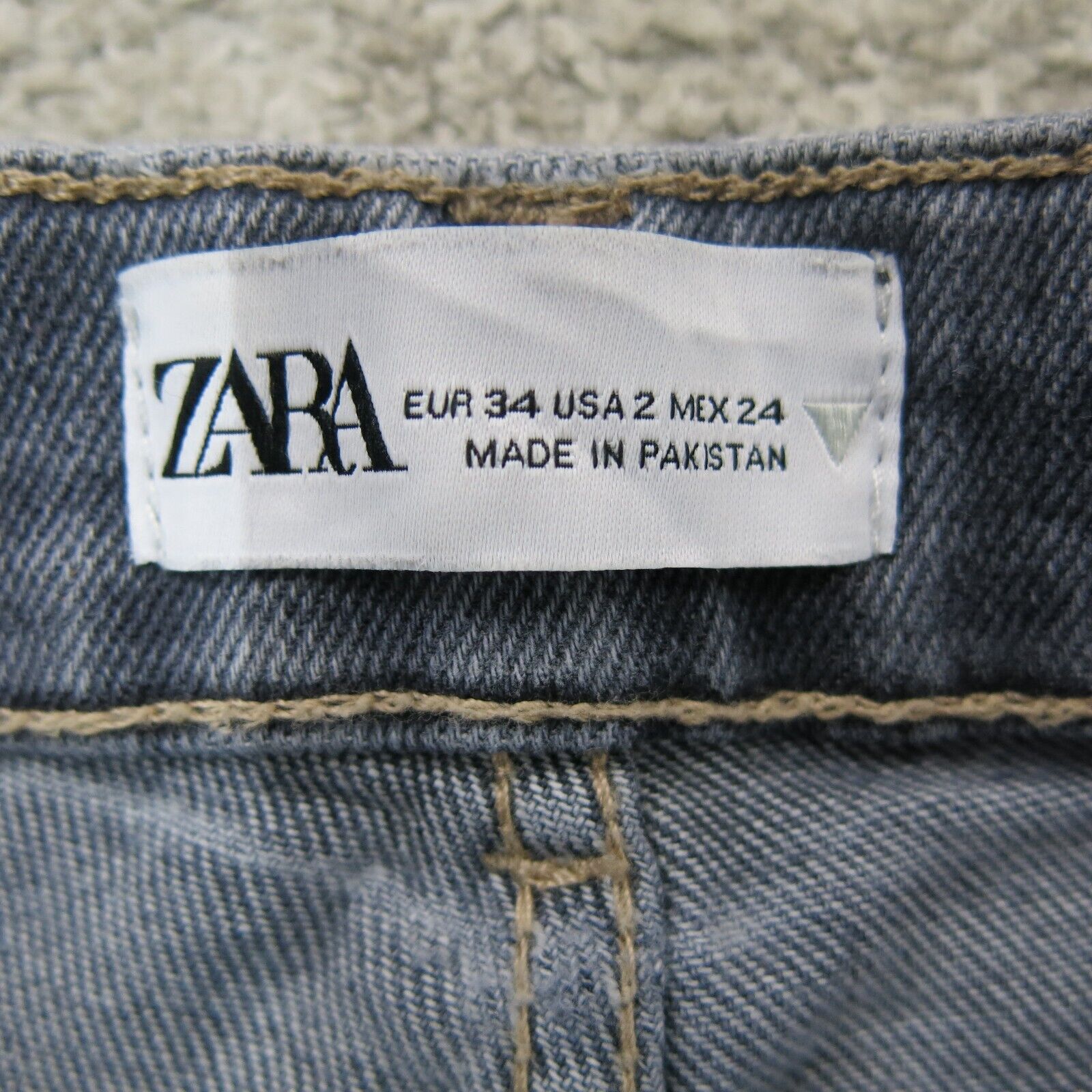 Zara Basics Womens Jeans Mid Rise Skinny Leg Jeans Denim Stretch Blue Size 2