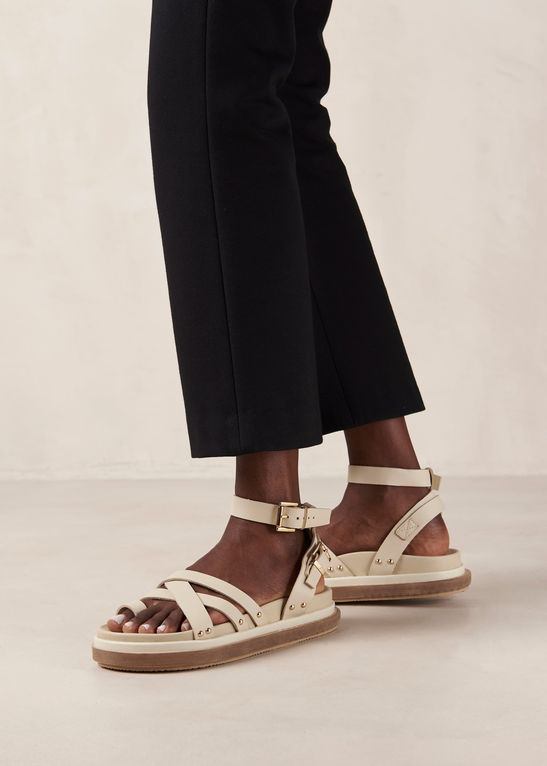 Buckle Up Cream Leather Sandals