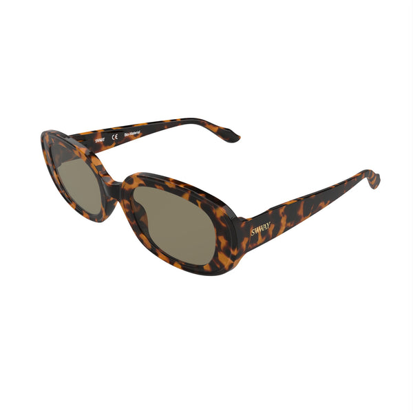 Parisian Piece Sunglasses in Brown Tortoise