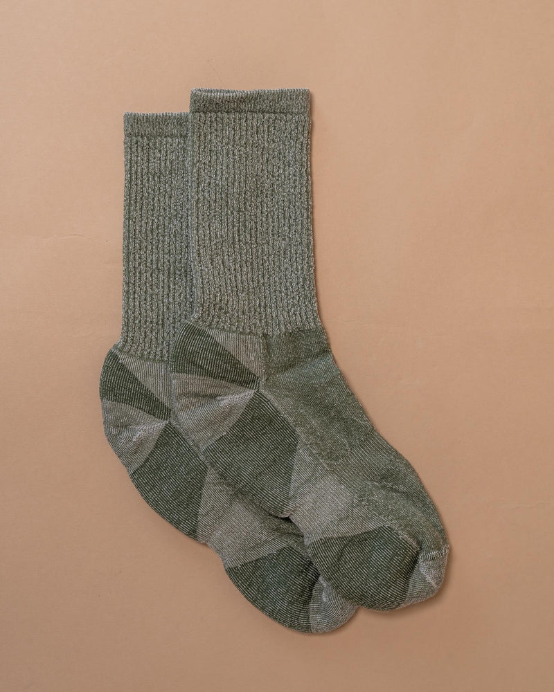 The Light Hiker Sock in Pine Flat Lay #colour_pine