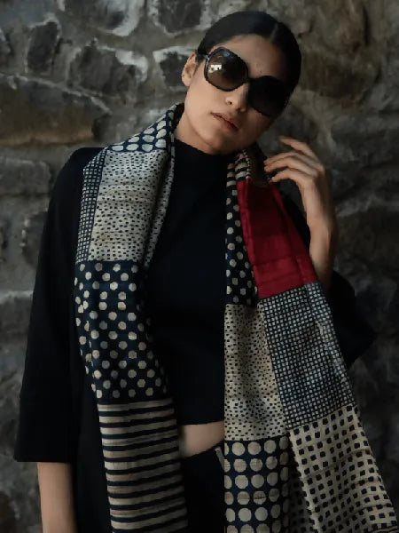 TUSSAR SILK SCARF DIA